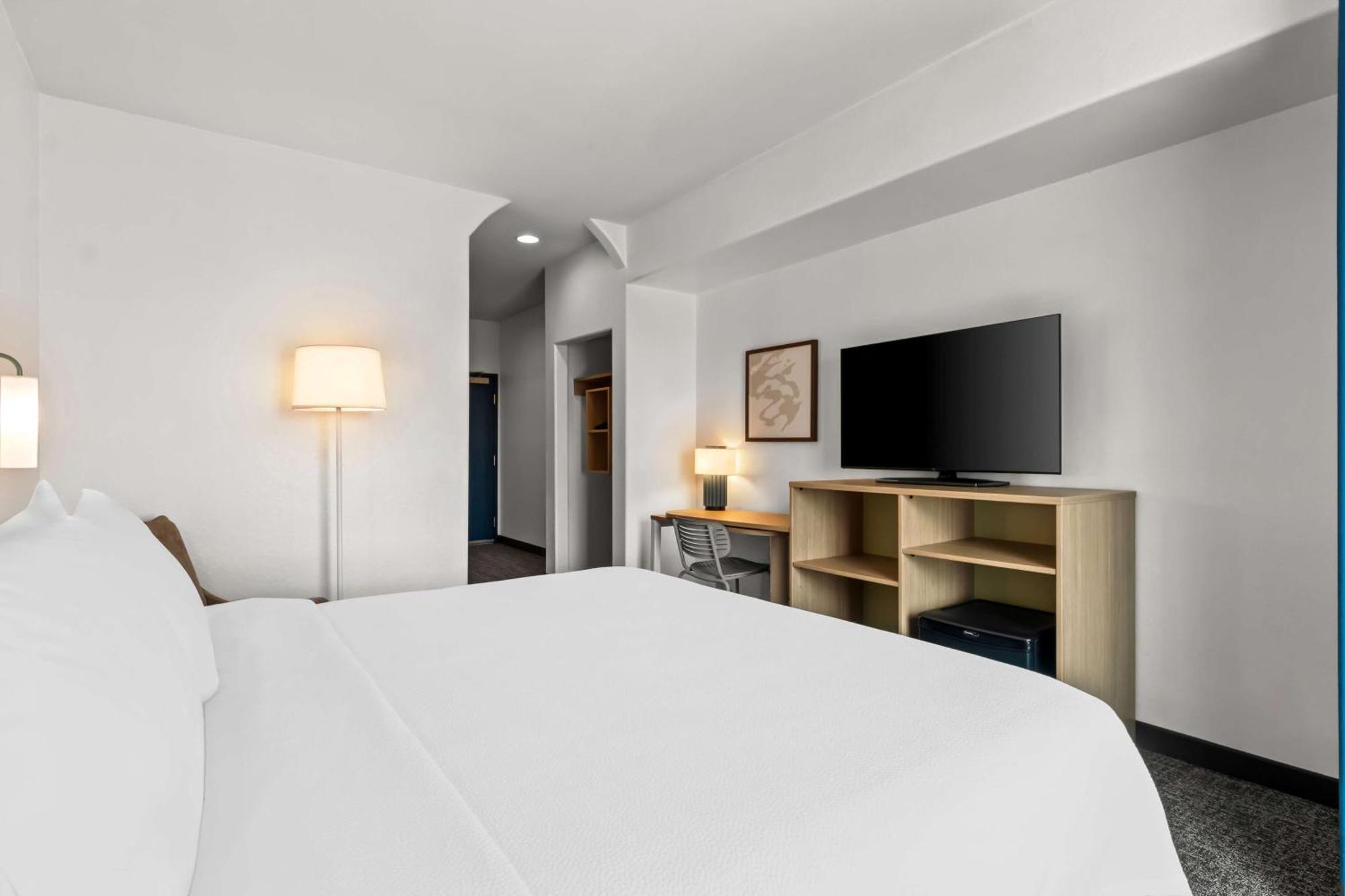 Spark By Hilton San Antonio Near Seaworld Екстериор снимка